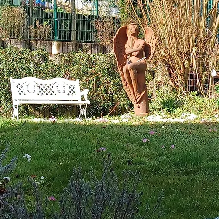Helle Schoene Dachgeschosswohnung Mit Balkon Stockach